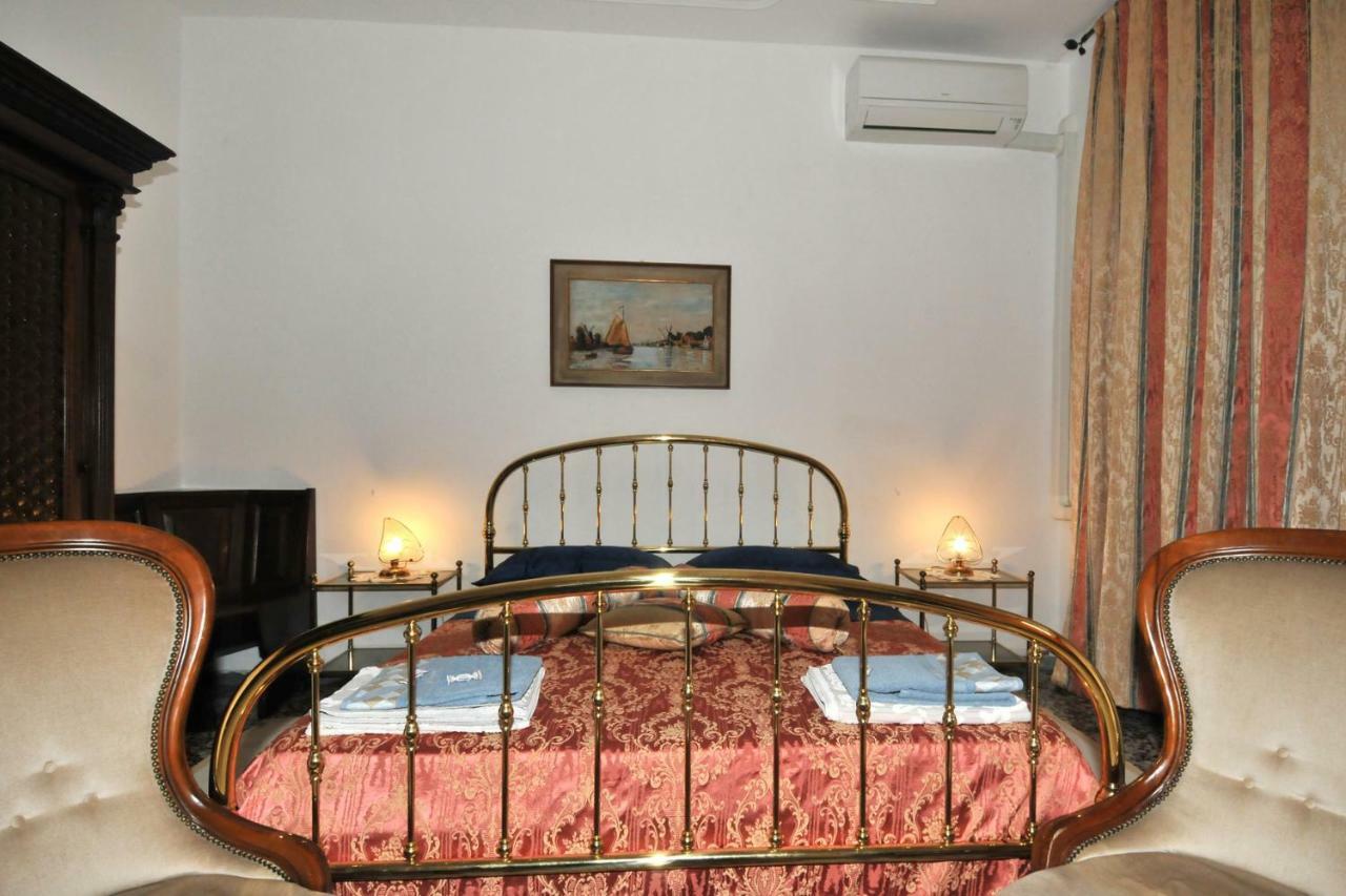 Locazione Turistica Poker D'Assi Hotel Verona Exterior foto